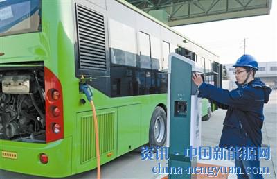 濟南公交首個充電站正式啟用 為城市綠色出行注入新動能